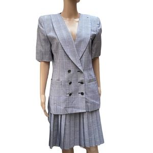 VTG Gilmor plaid houndstooth short sleeve double breasted blazer pleated skirt
